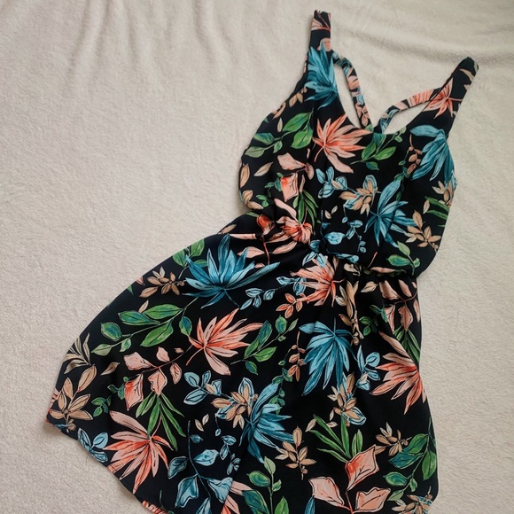 Lush Dresses & Skirts - 🥳LUSH Floral Dress